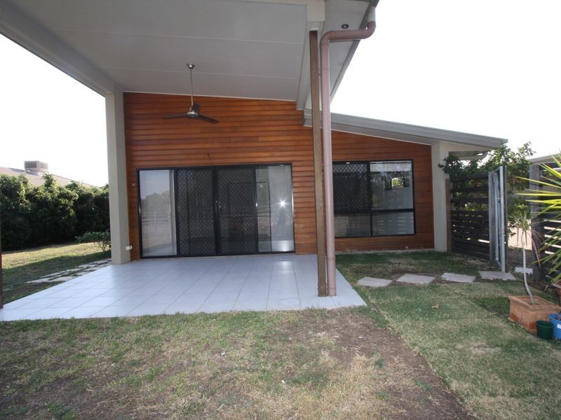 2/20 Riverview Street, Emerald QLD 4720