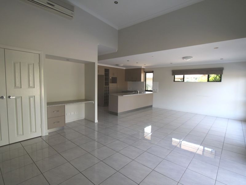 2/20 Riverview Street, Emerald QLD 4720