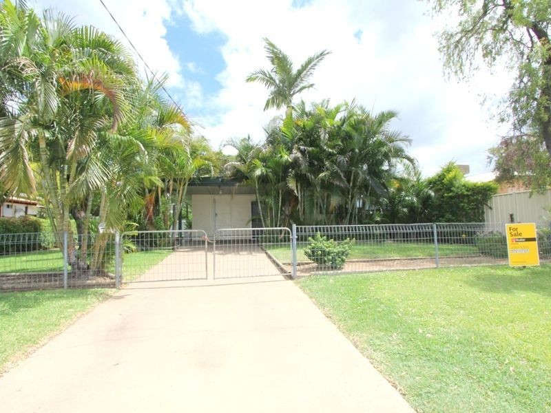 25 Diamond Avenue, Emerald QLD 4720