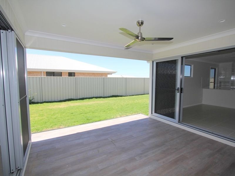 9 Spellman Street, Emerald QLD 4720