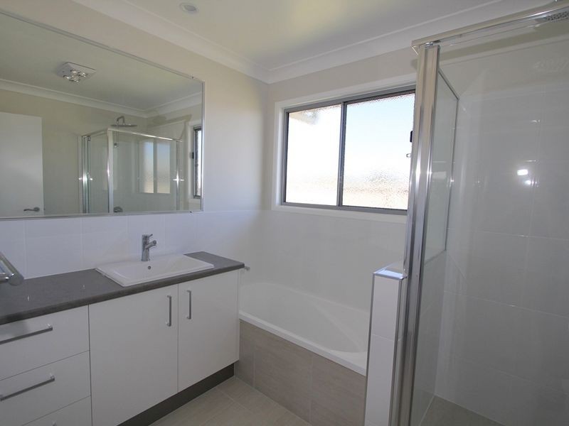 9 Spellman Street, Emerald QLD 4720