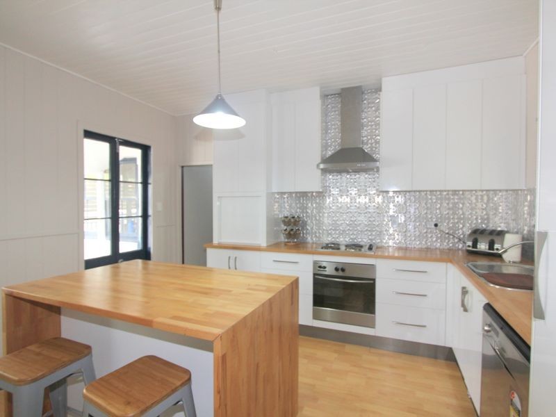 47 Theresa Street, Emerald QLD 4720