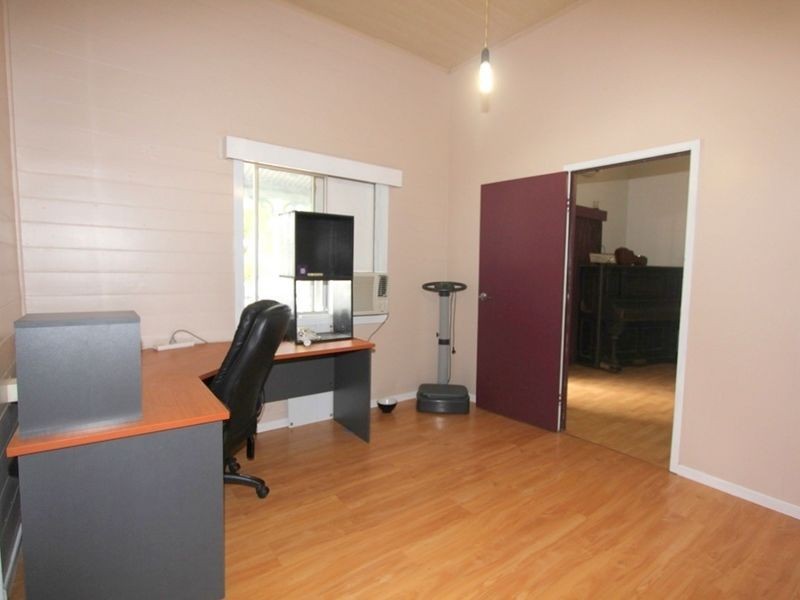 47 Theresa Street, Emerald QLD 4720