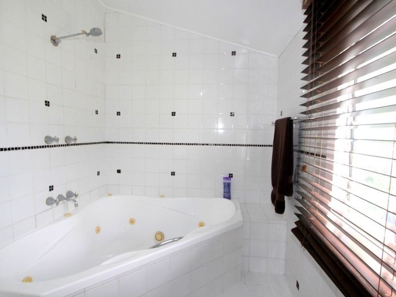 47 Theresa Street, Emerald QLD 4720