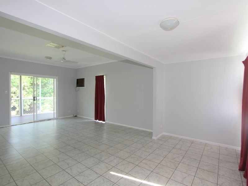 9 Colleen Avenue, Emerald QLD 4720