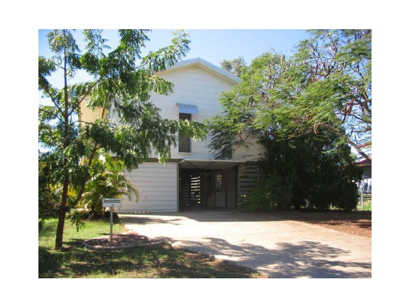30 Colleen Avenue, Emerald QLD 4720
