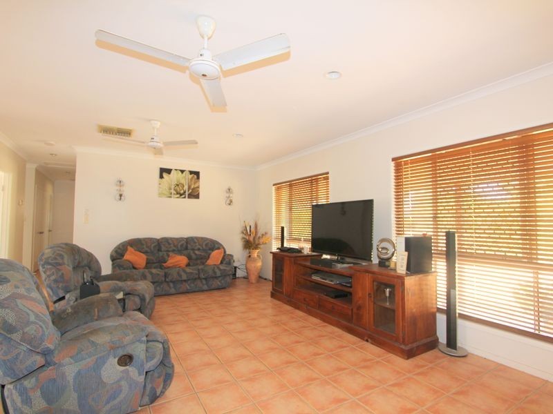 4 Andrews Road, Emerald QLD 4720