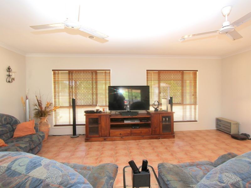 4 Andrews Road, Emerald QLD 4720