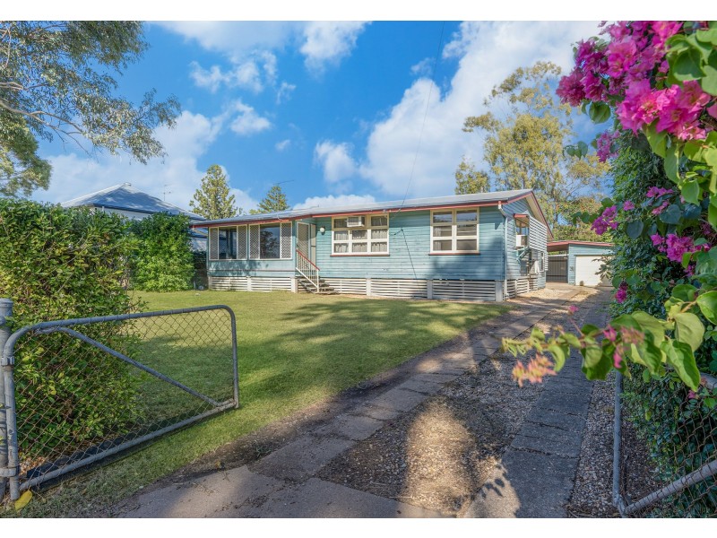 43 Dundas Street, Emerald QLD 4720