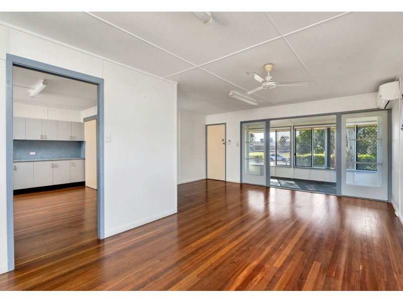 43 Dundas Street, Emerald QLD 4720