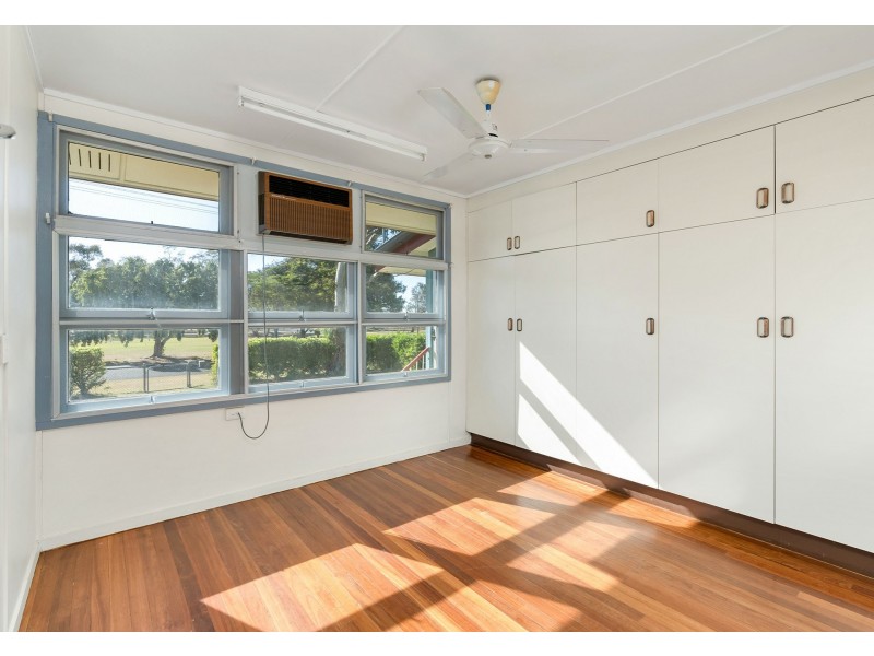 43 Dundas Street, Emerald QLD 4720