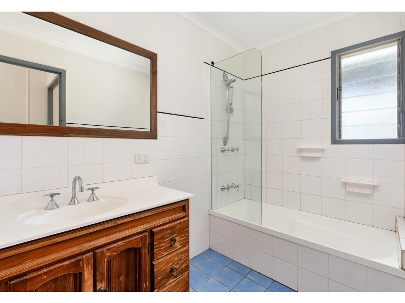 43 Dundas Street, Emerald QLD 4720