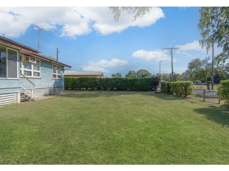 43 Dundas Street, Emerald QLD 4720