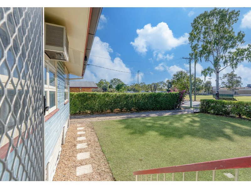43 Dundas Street, Emerald QLD 4720