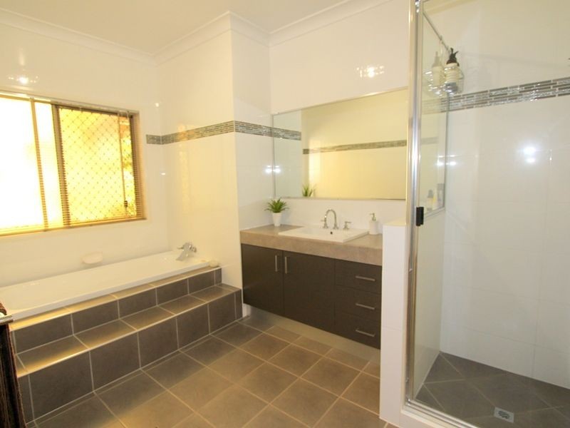 22 Akubra Dr, Emerald QLD 4720