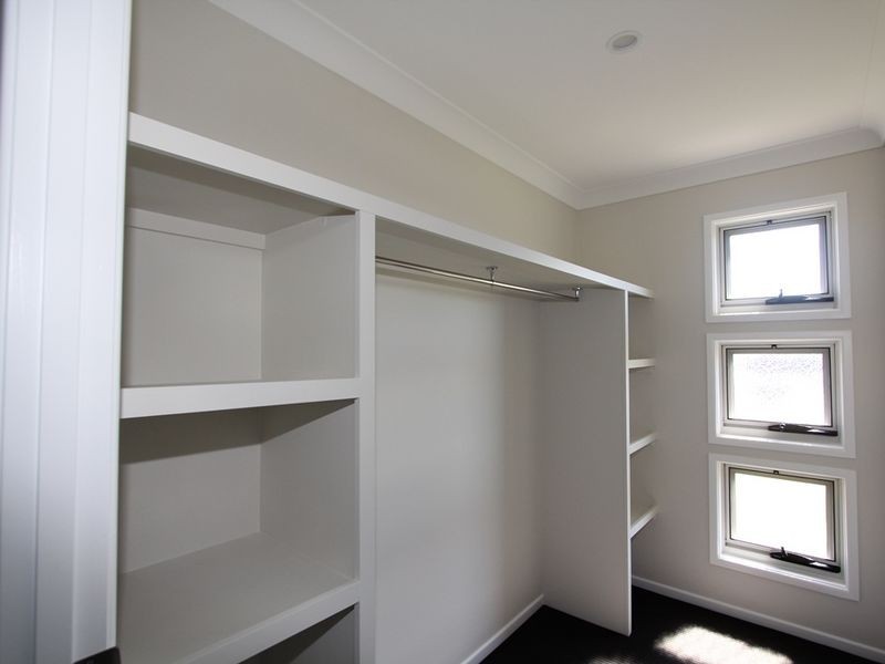 9 Spellman Street, Emerald QLD 4720