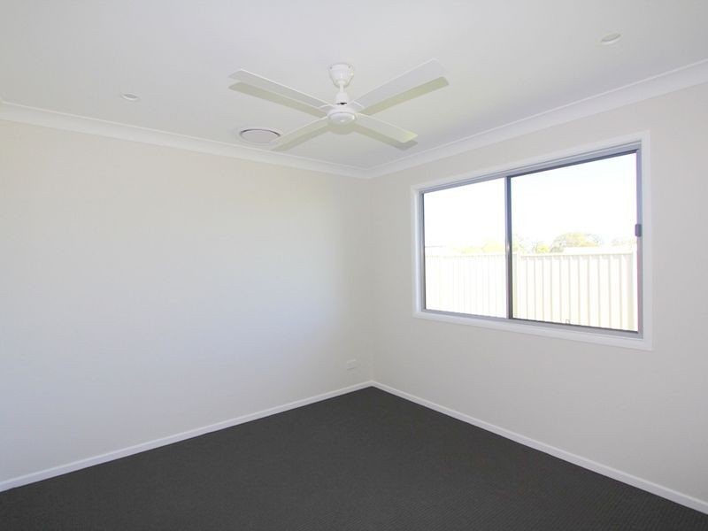 9 Spellman Street, Emerald QLD 4720