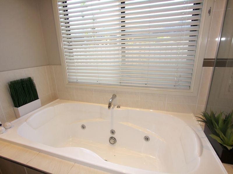 29 Callaghan Street, Emerald QLD 4720