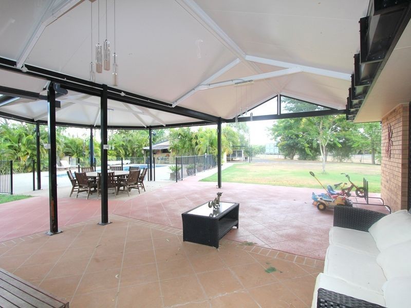 21 Coaker Drive, Emerald QLD 4720