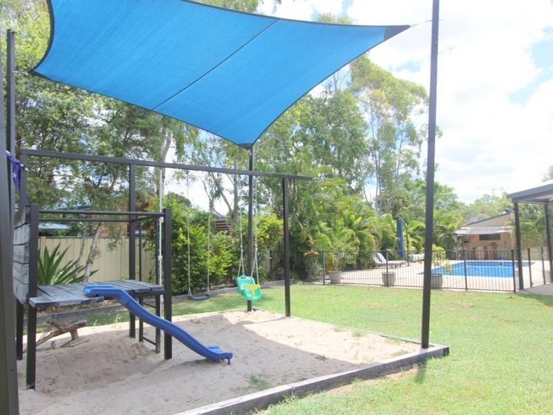 21 Coaker Drive, Emerald QLD 4720