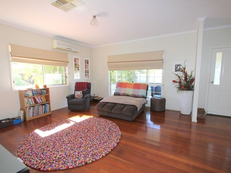 4 Stolz Place, Emerald QLD 4720