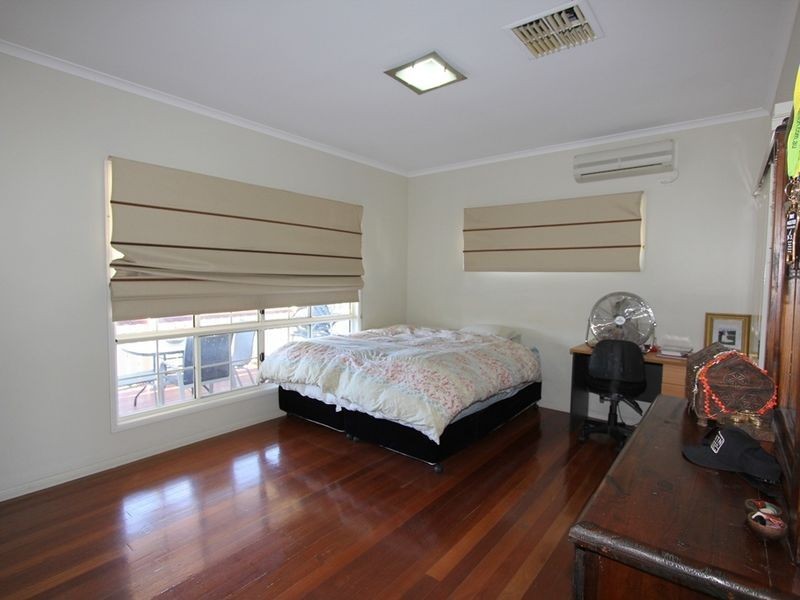 4 Stolz Place, Emerald QLD 4720