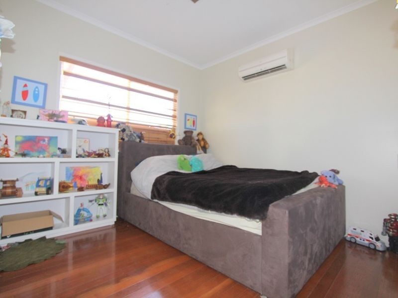 4 Stolz Place, Emerald QLD 4720