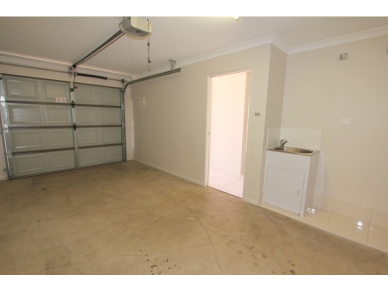 2/4 Parkway Street, Emerald QLD 4720