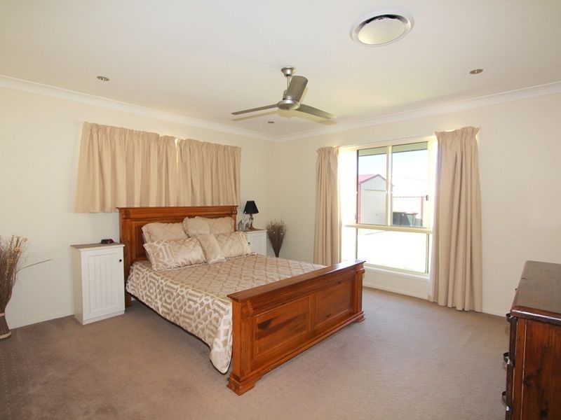23 Saville Street, Emerald QLD 4720