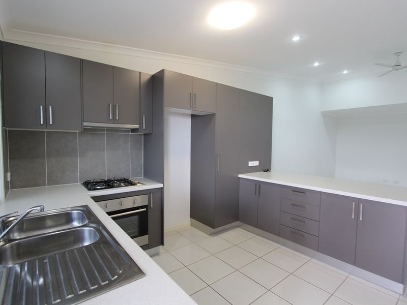 14/8 Hillcrest Street, Emerald QLD 4720