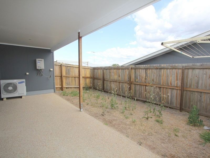 14/8 Hillcrest Street, Emerald QLD 4720