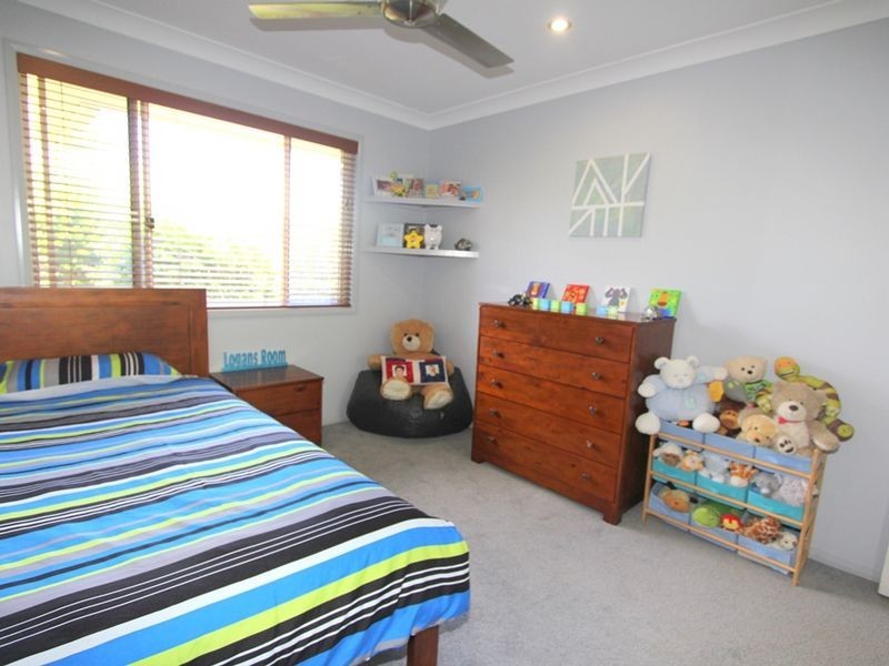 14 Kidd St, Emerald QLD 4720