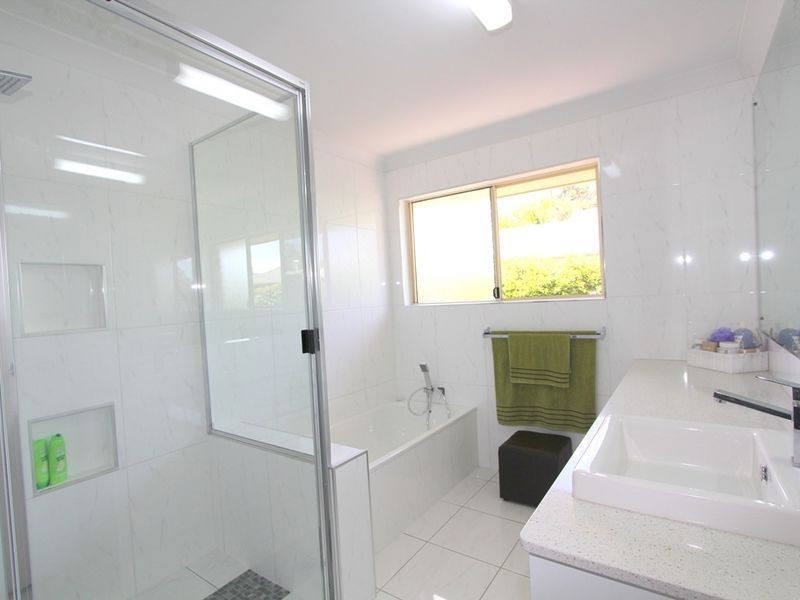 14 Kidd St, Emerald QLD 4720