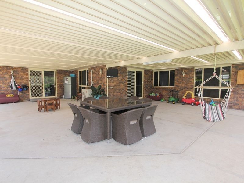 14 Kidd St, Emerald QLD 4720