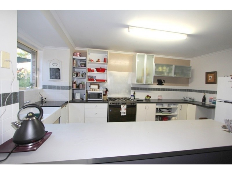 6 Cunningham Dr, Emerald QLD 4720