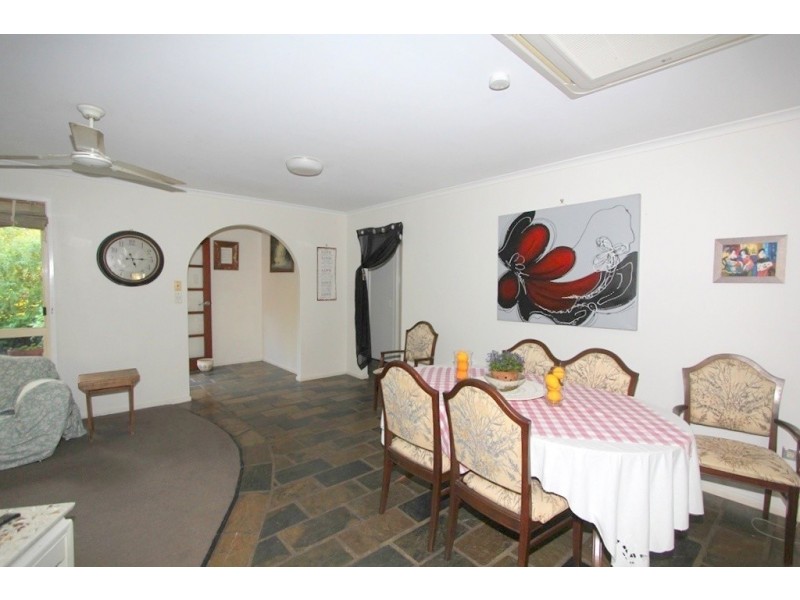 6 Cunningham Dr, Emerald QLD 4720