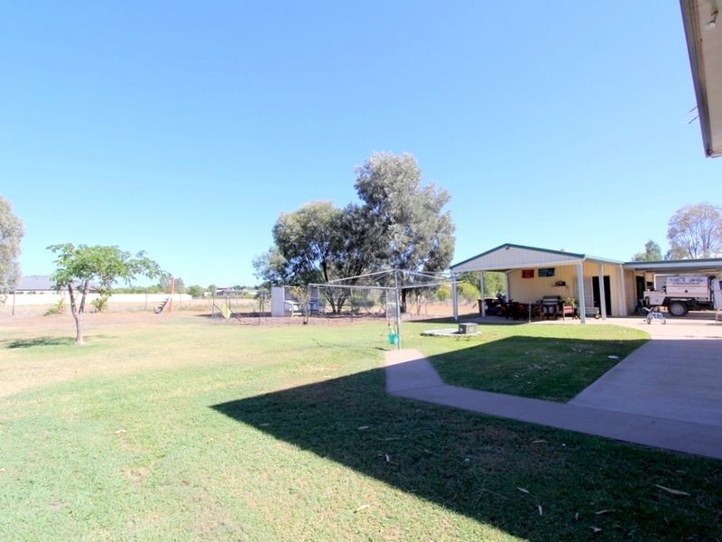 23 Edgewood Drive, Emerald QLD 4720