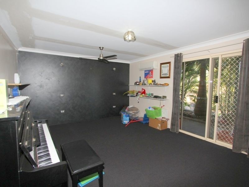 23 Edgewood Drive, Emerald QLD 4720