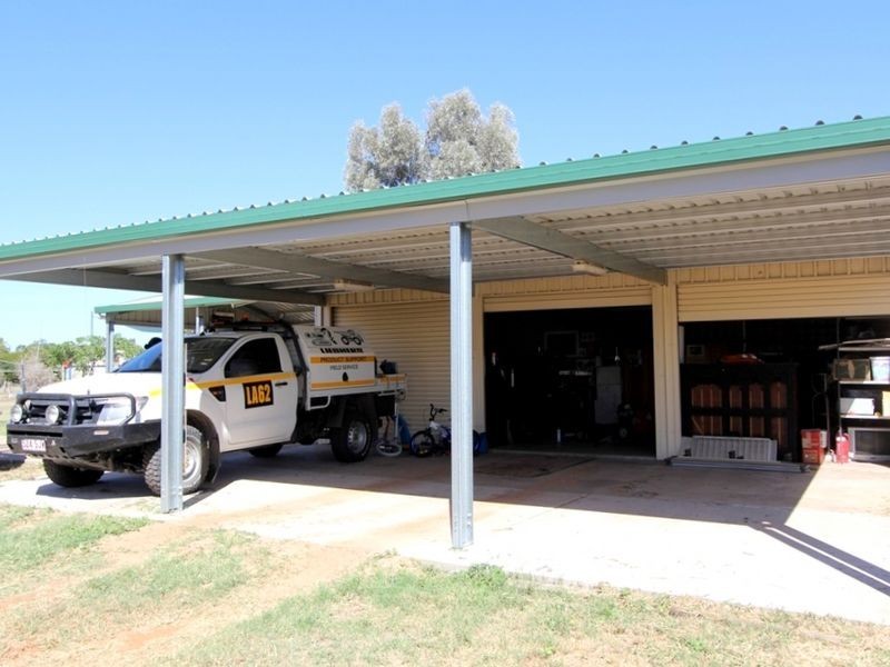 23 Edgewood Drive, Emerald QLD 4720