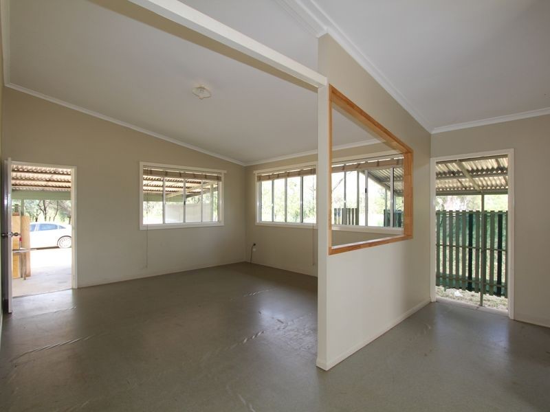 2 Windmill Lane, Emerald QLD 4720