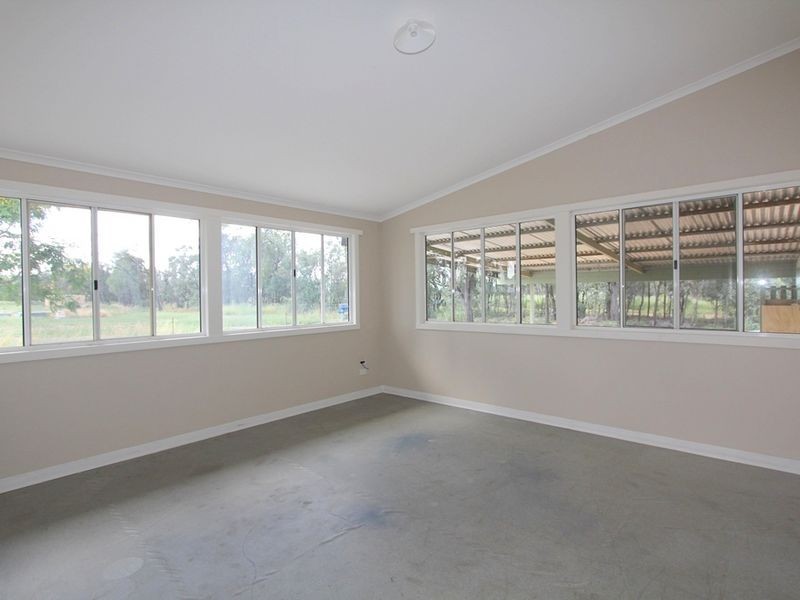 2 Windmill Lane, Emerald QLD 4720