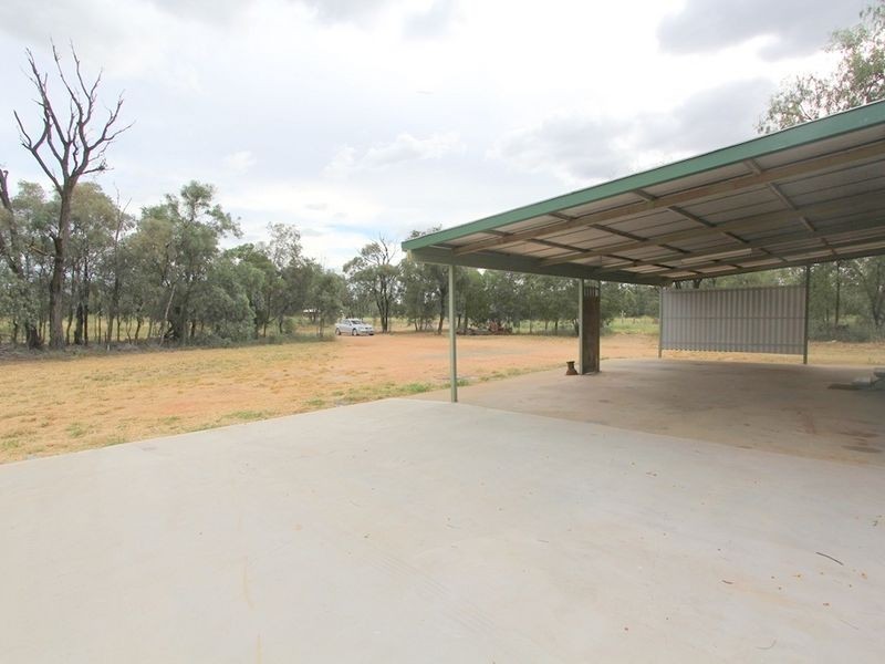 2 Windmill Lane, Emerald QLD 4720