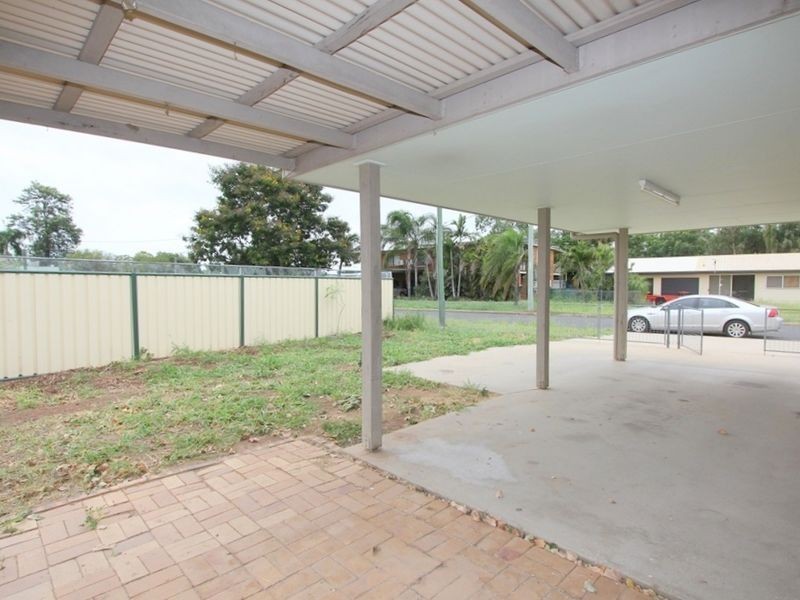 1/1 Buchholz Place, Emerald QLD 4720