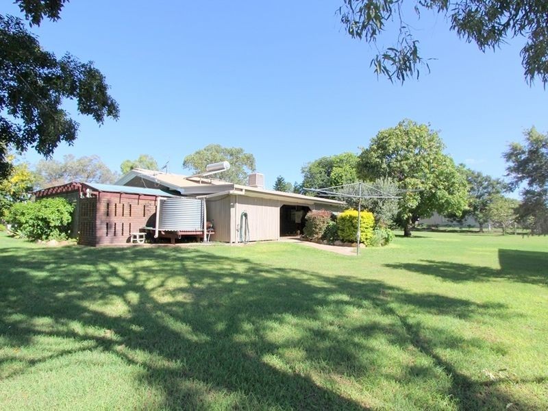 35 Tourmaline Drive, Emerald QLD 4720