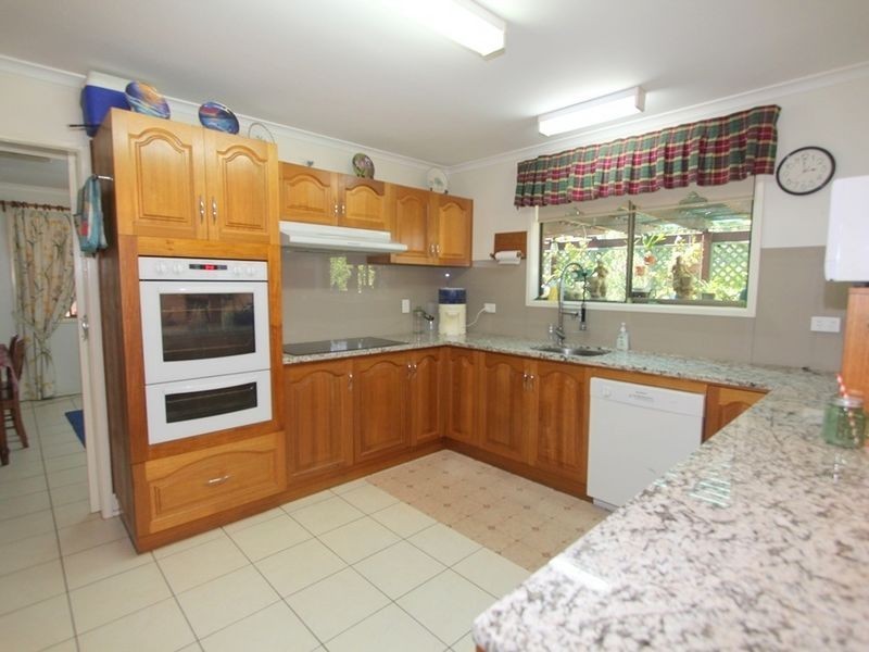 35 Tourmaline Drive, Emerald QLD 4720