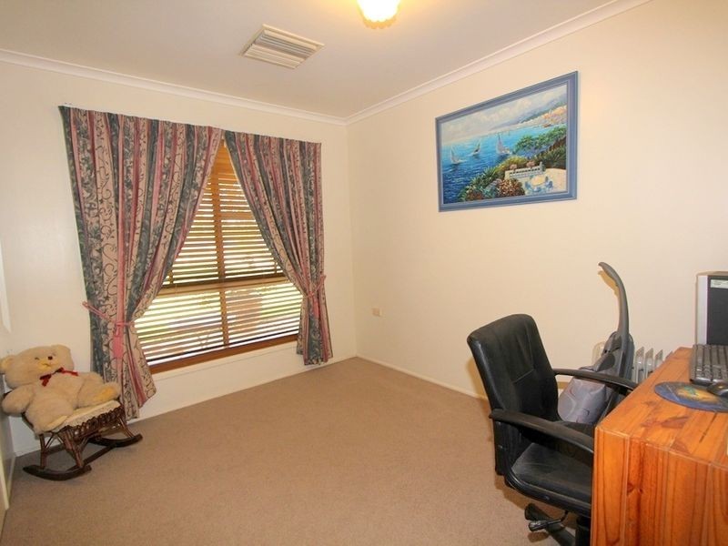 35 Tourmaline Drive, Emerald QLD 4720