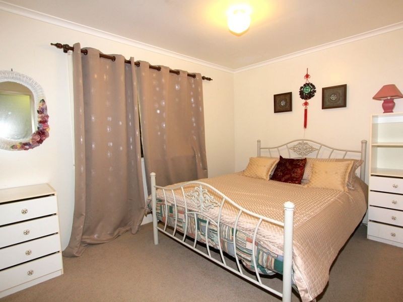 35 Tourmaline Drive, Emerald QLD 4720