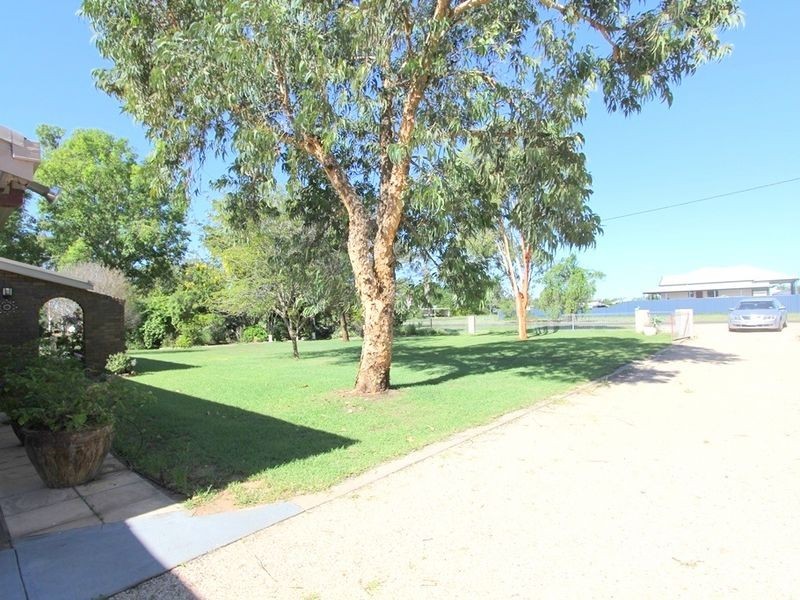 35 Tourmaline Drive, Emerald QLD 4720