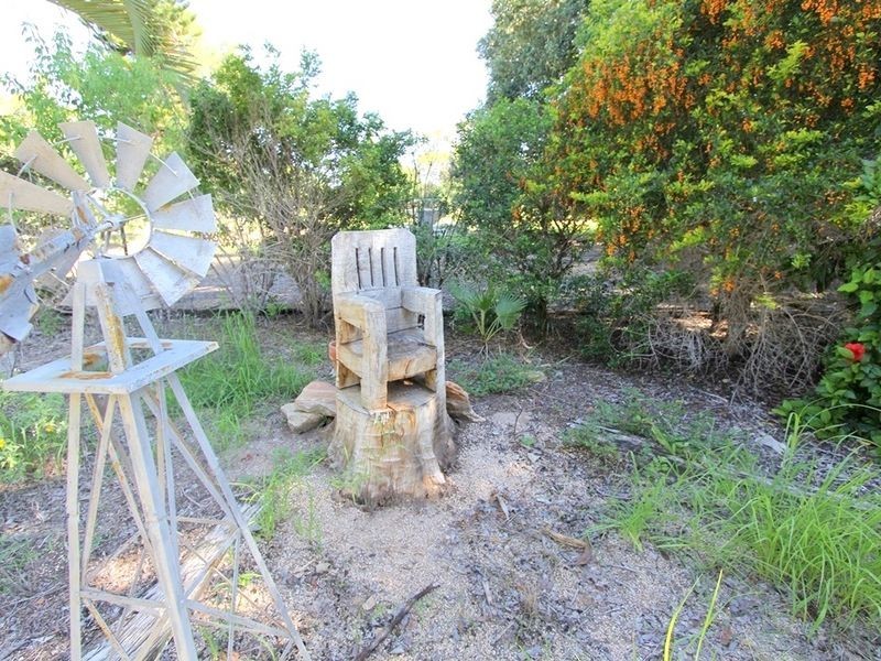 35 Tourmaline Drive, Emerald QLD 4720