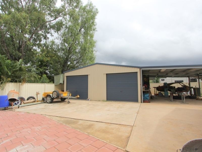 1 Russlayton Drive, Emerald QLD 4720